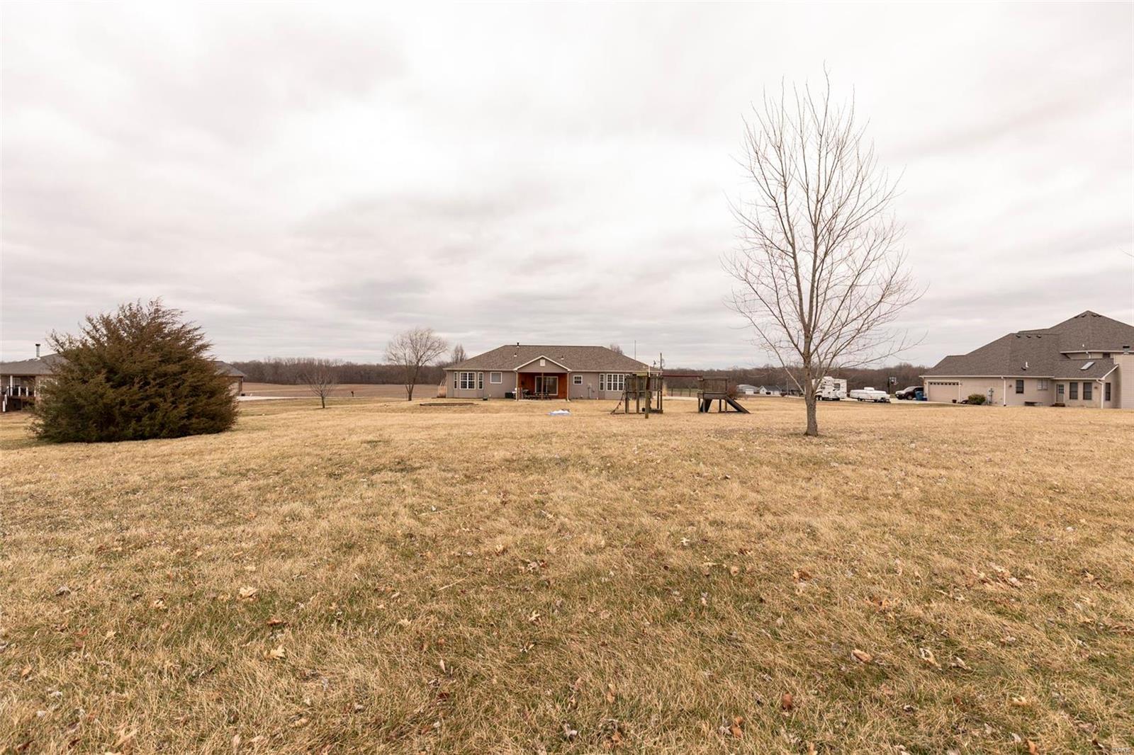 23 Blackjack Road Troy, IL 62294 - Photo 38 of 50