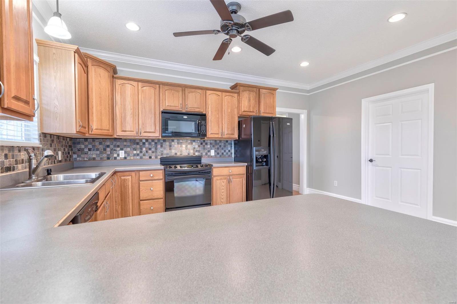 23 Blackjack Road Troy, IL 62294 - Photo 10 of 50
