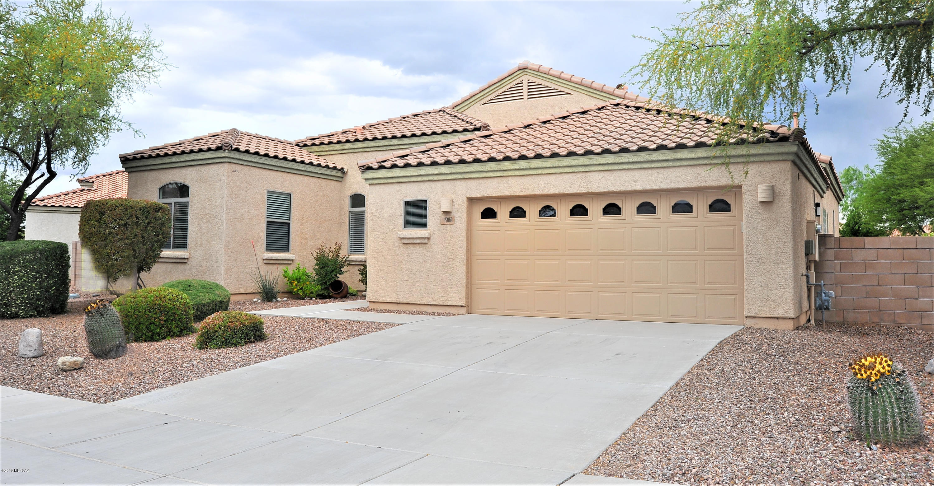 15069 North Pelham Road Tucson, AZ 85739 - Photo 2 of 29