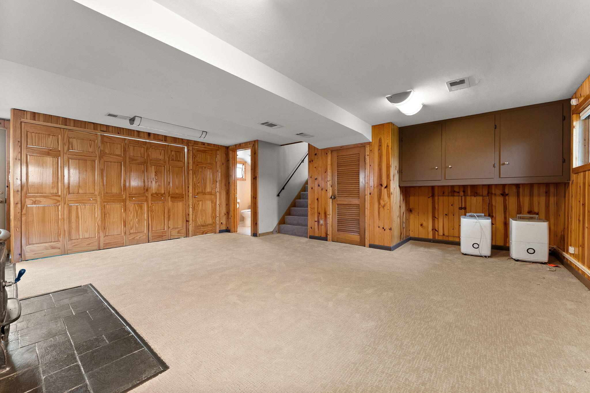 9217 Grace Street Highland, IN 46322 - Photo 23 of 29 a view of an empty room with closet area