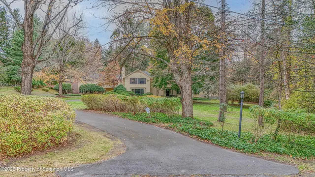 $899,900 | 28 Church Hill Road, Dalton, PA 18414