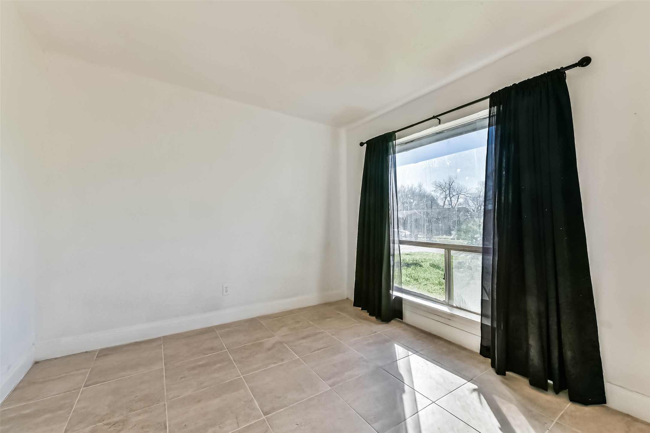 11411 Murr Way Houston, TX 77048 - Photo 11 of 22