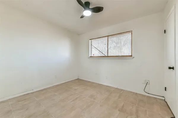 $1,375 | 11411 Murr Way, Houston, TX 77048