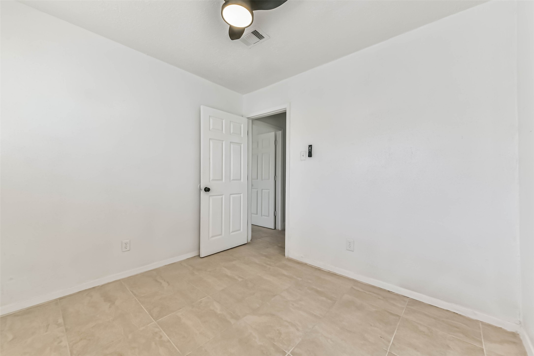 11411 Murr Way Houston, TX 77048 - Photo 15 of 21