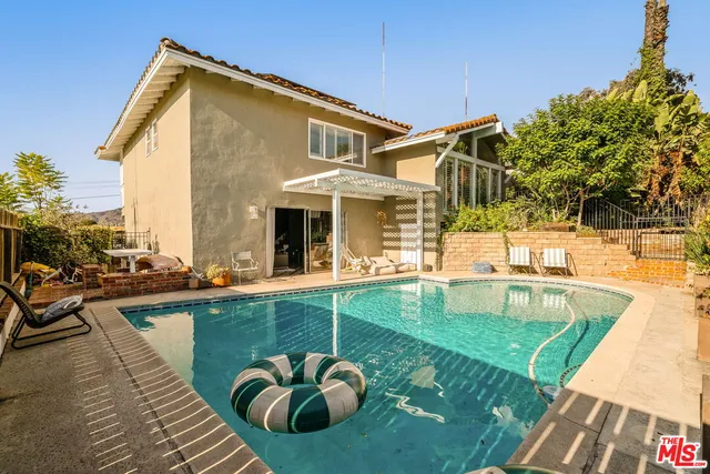 $1,750,000 | 4748 Round Top Drive, Los Angeles, CA 90065