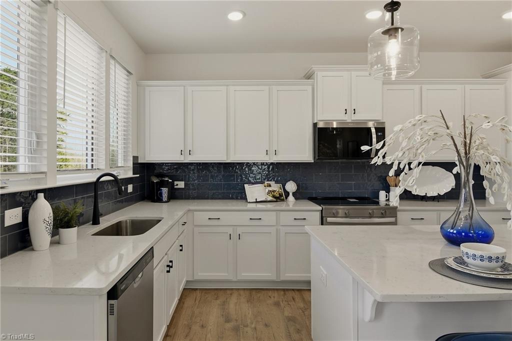 304 Sedge Garden Road, Unit 1024 Kernersville, NC 27284 - Photo 6 of 30