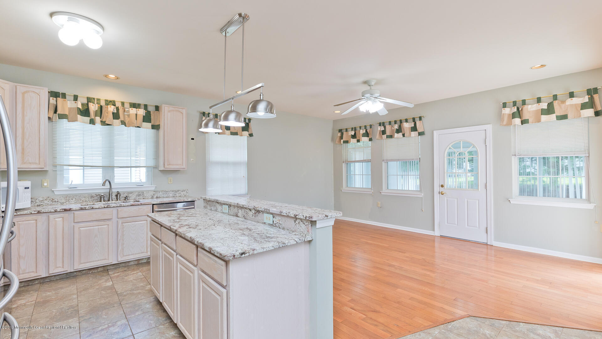 4 Ripple Terrace Barnegat, NJ 08005 - Photo 14 of 43 1920x1080-virtual-tour-69590-photo-15683