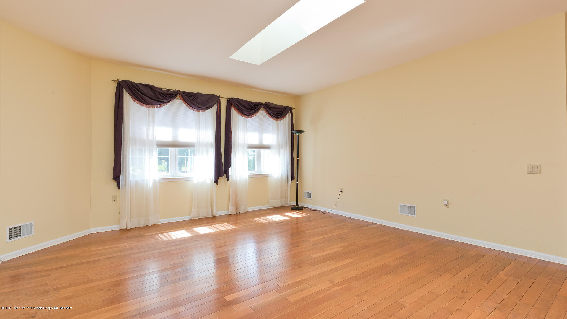 4 Ripple Terrace Barnegat, NJ 08005 - Photo 9 of 43 1920x1080-virtual-tour-69590-photo-15683