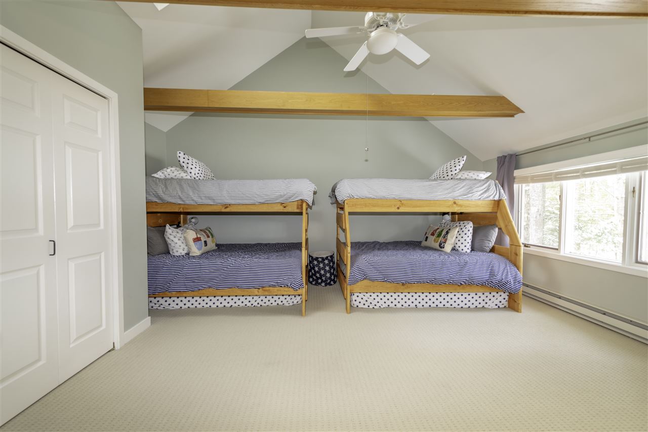 40 Point Breeze Road Wolfeboro, NH 03894 - Photo 22 of 32