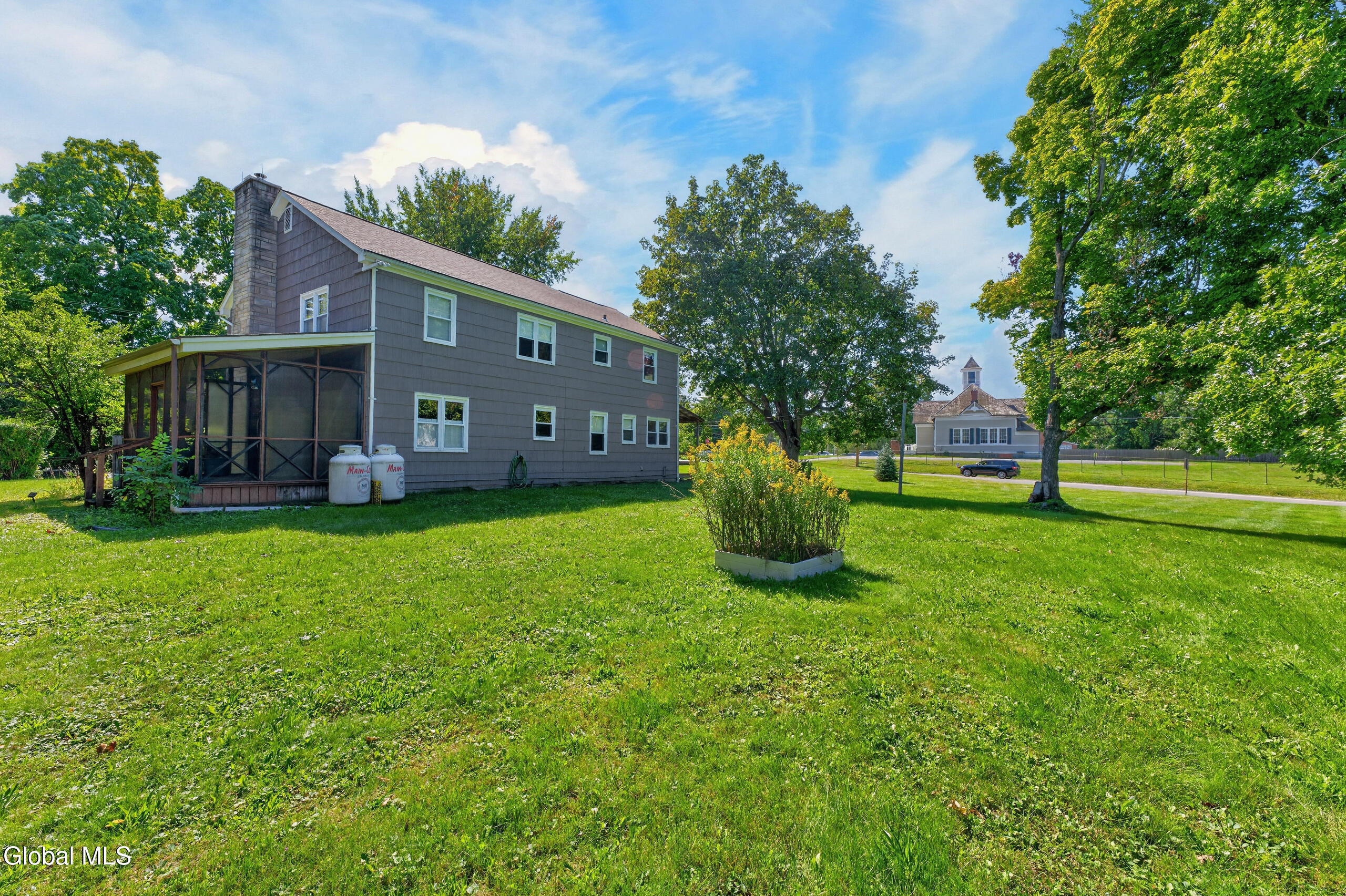 611 Brunswick Road Brunswick, NY 12180 - Photo 33 of 40 Yard