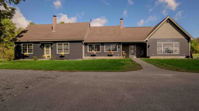 $365,000 | 316 Battle Ridge Road, Canaan, ME 04924