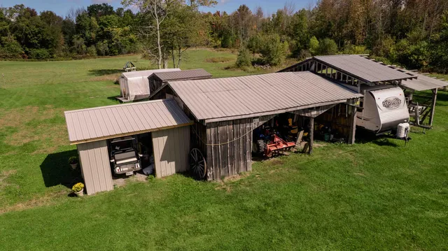 $365,000 | 316 Battle Ridge Road, Canaan, ME 04924