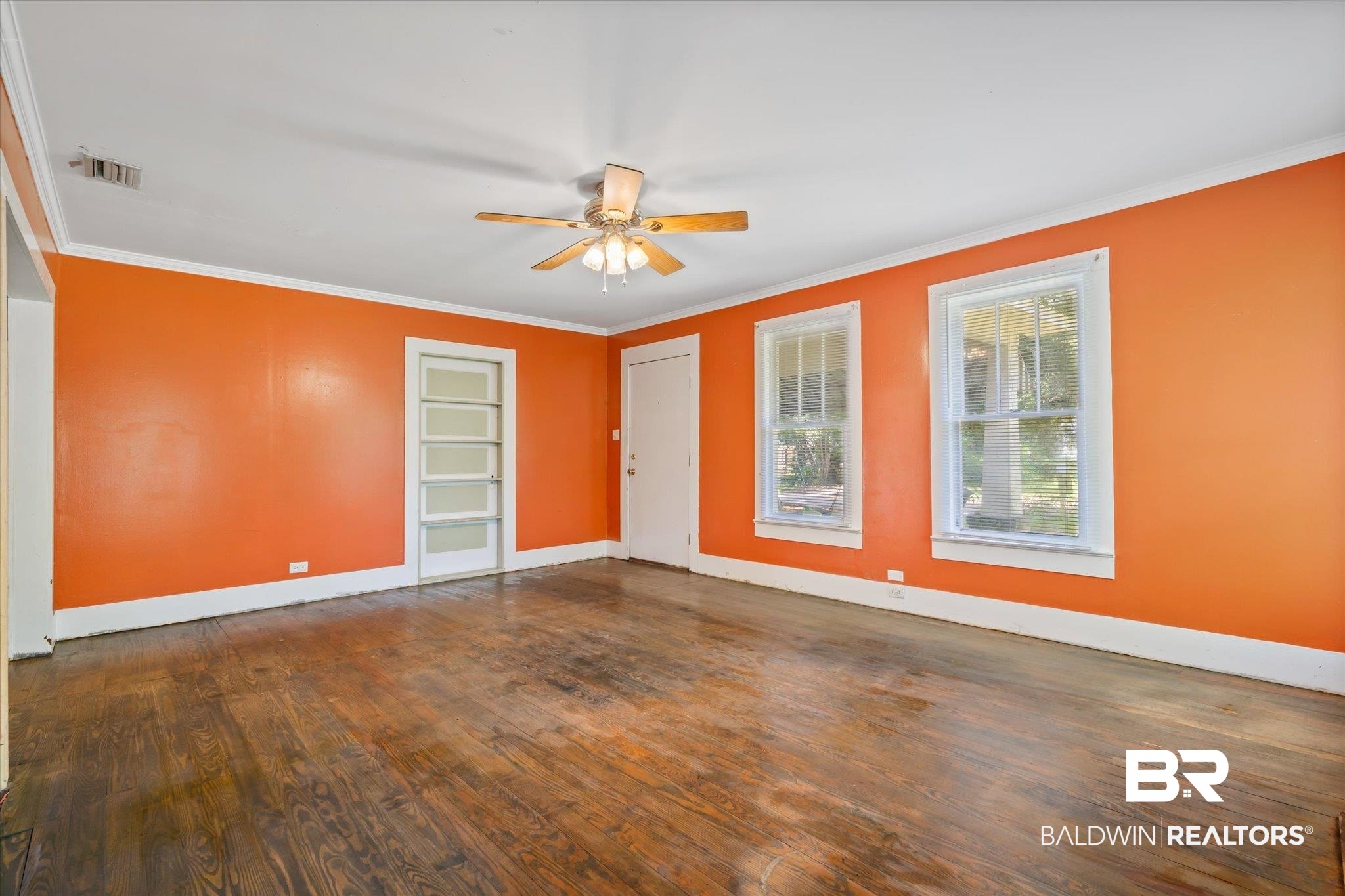 659 Shannon Street Mobile, AL 36606 - Photo 3 of 23