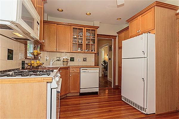 178 Perham Street Boston, MA 02132 - Photo 13 of 28