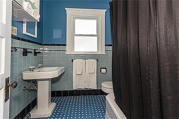 178 Perham Street Boston, MA 02132 - Photo 23 of 28