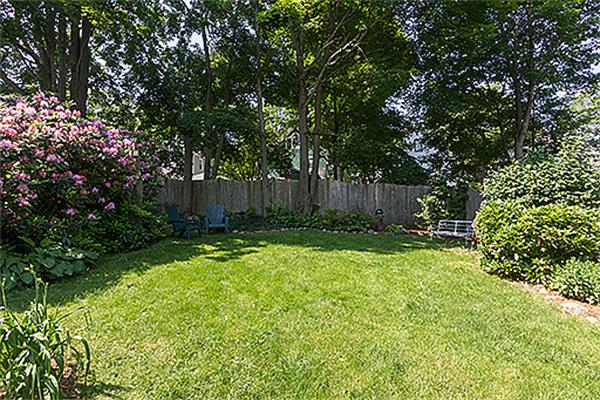 178 Perham Street Boston, MA 02132 - Photo 25 of 28