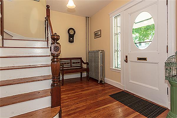 178 Perham Street Boston, MA 02132 - Photo 4 of 28