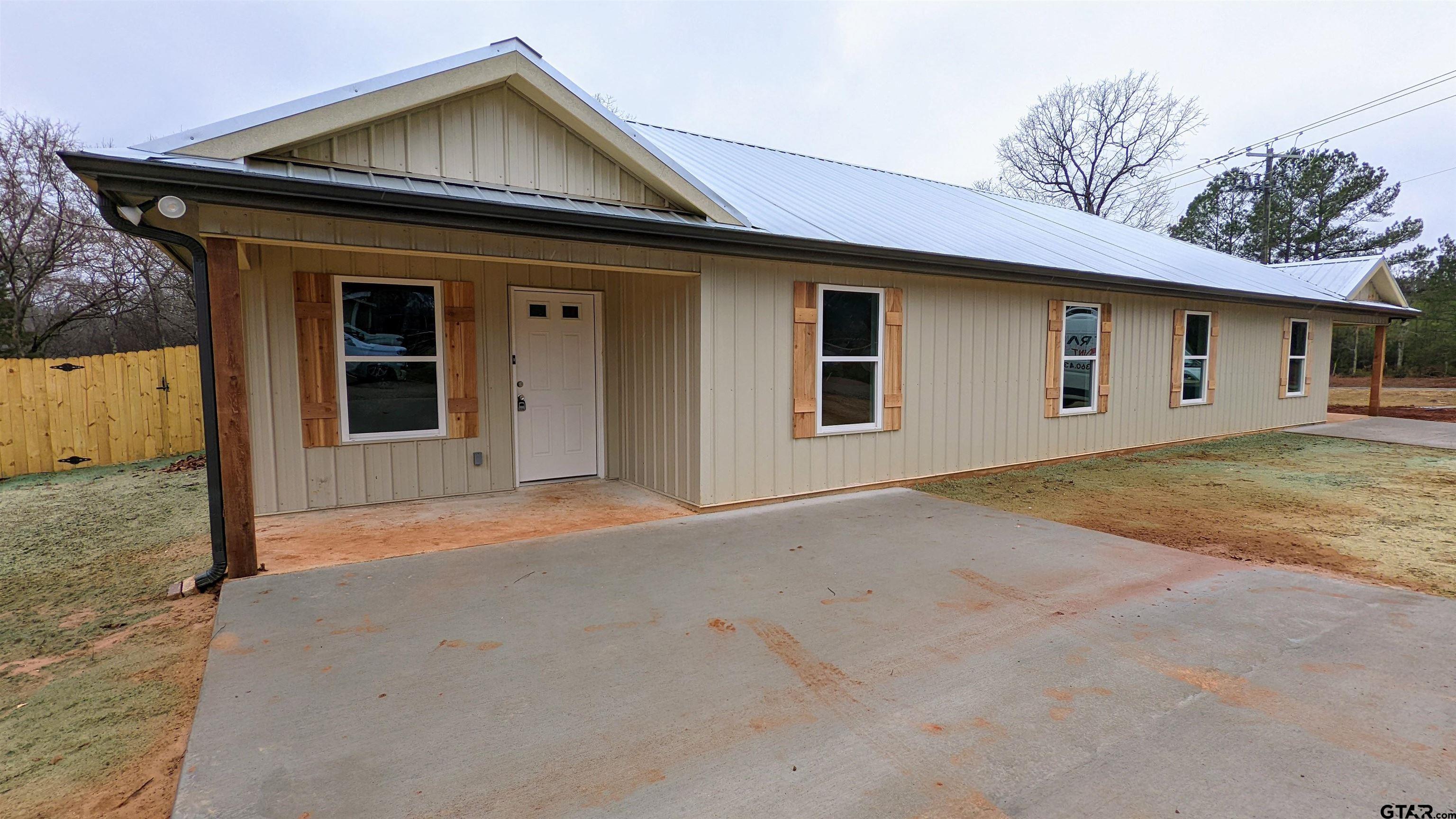 11672 Fm 2015 Tyler, TX 75708 - Photo 2 of 18