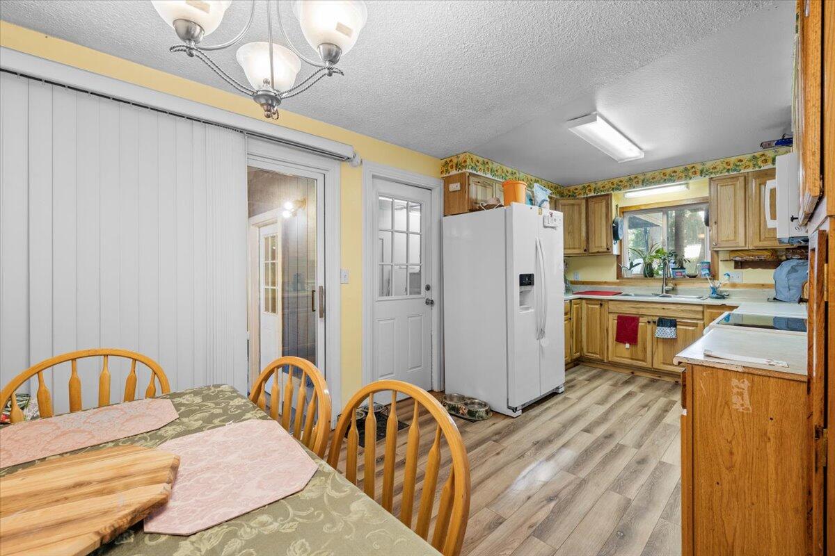 850 Laurel Avenue Butte Falls, OR 97522 - Photo 8 of 26 09-CI_7259