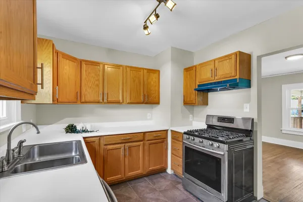 $249,900 | 1518 West University Avenue, Champaign, IL 61821
