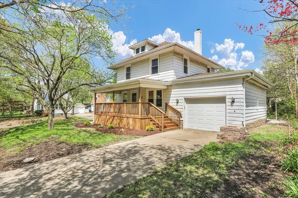 $249,900 | 1518 West University Avenue, Champaign, IL 61821