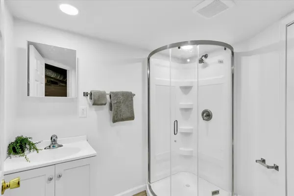 $249,900 | 1518 West University Avenue, Champaign, IL 61821