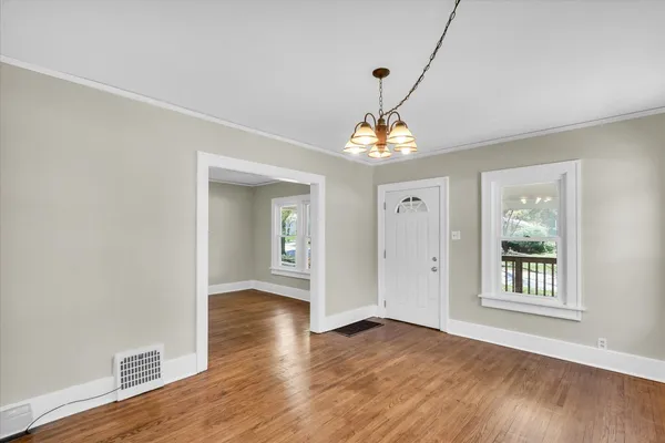 $249,900 | 1518 West University Avenue, Champaign, IL 61821