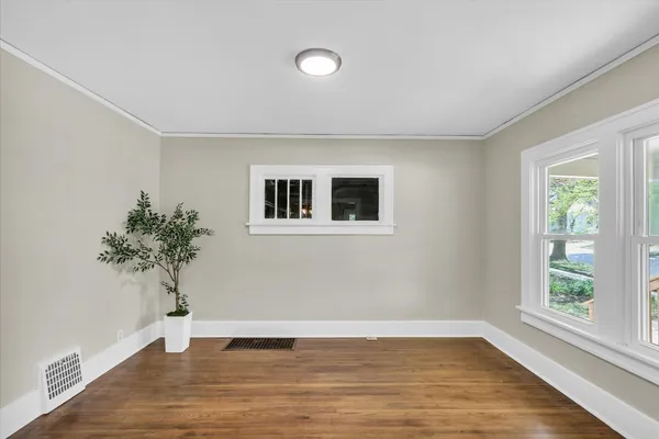 $249,900 | 1518 West University Avenue, Champaign, IL 61821