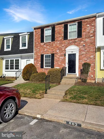 $2,850 | 802 Seminole Gardens, Ambler, PA 19002