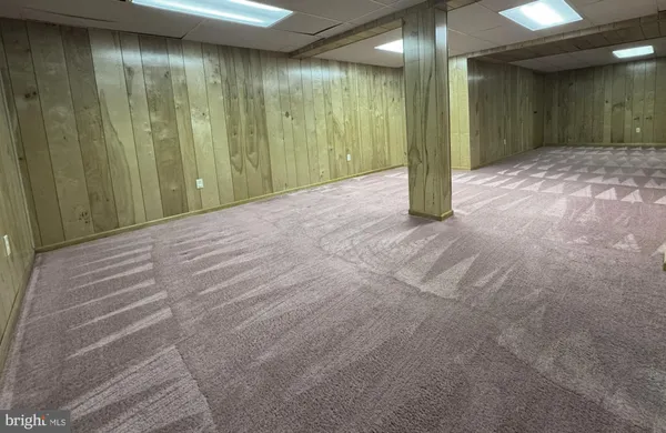 $2,850 | 802 Seminole Gardens, Ambler, PA 19002