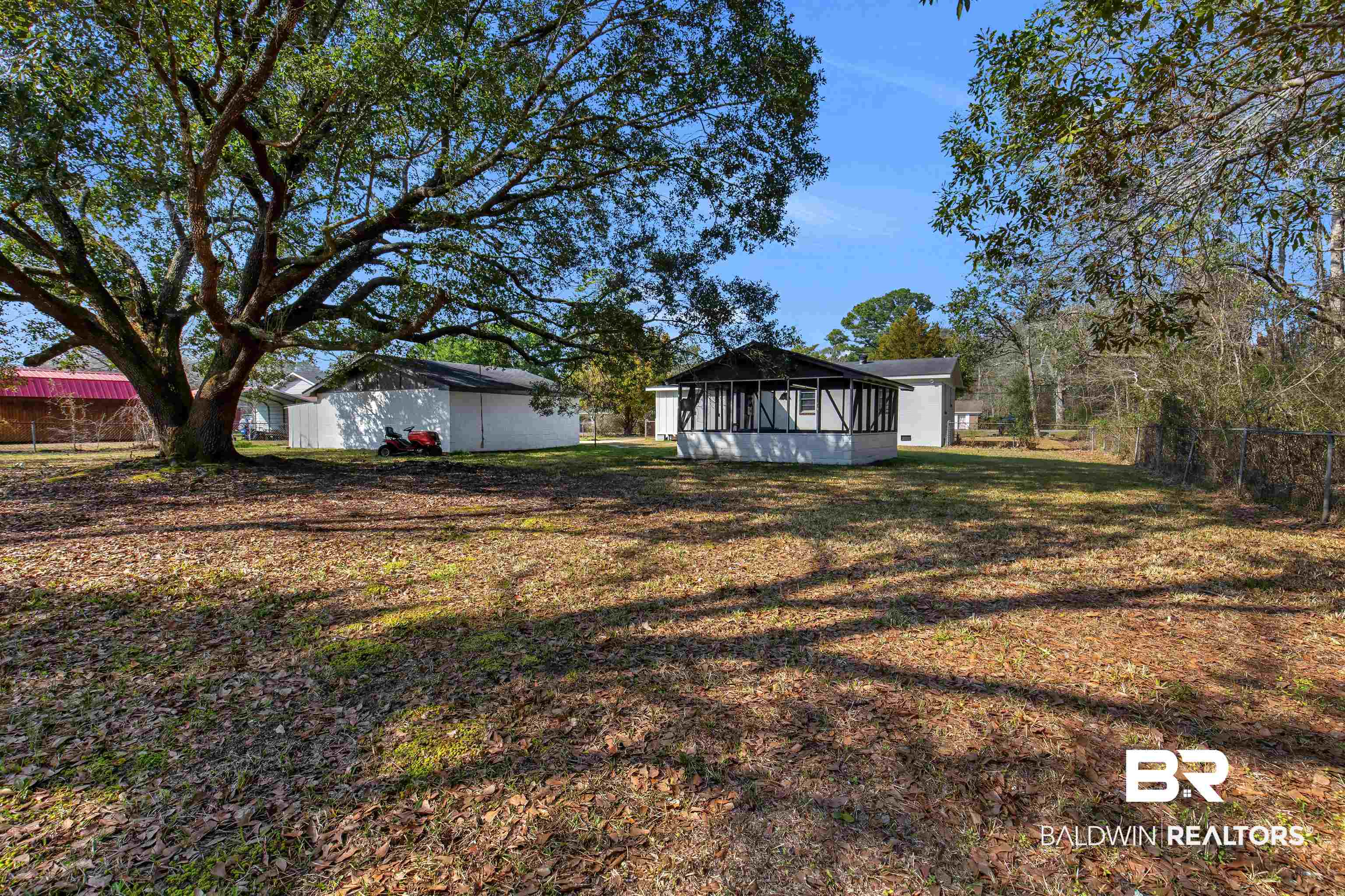 3005 Club House Road Mobile, AL 36605 - Photo 17 of 20 View of yard