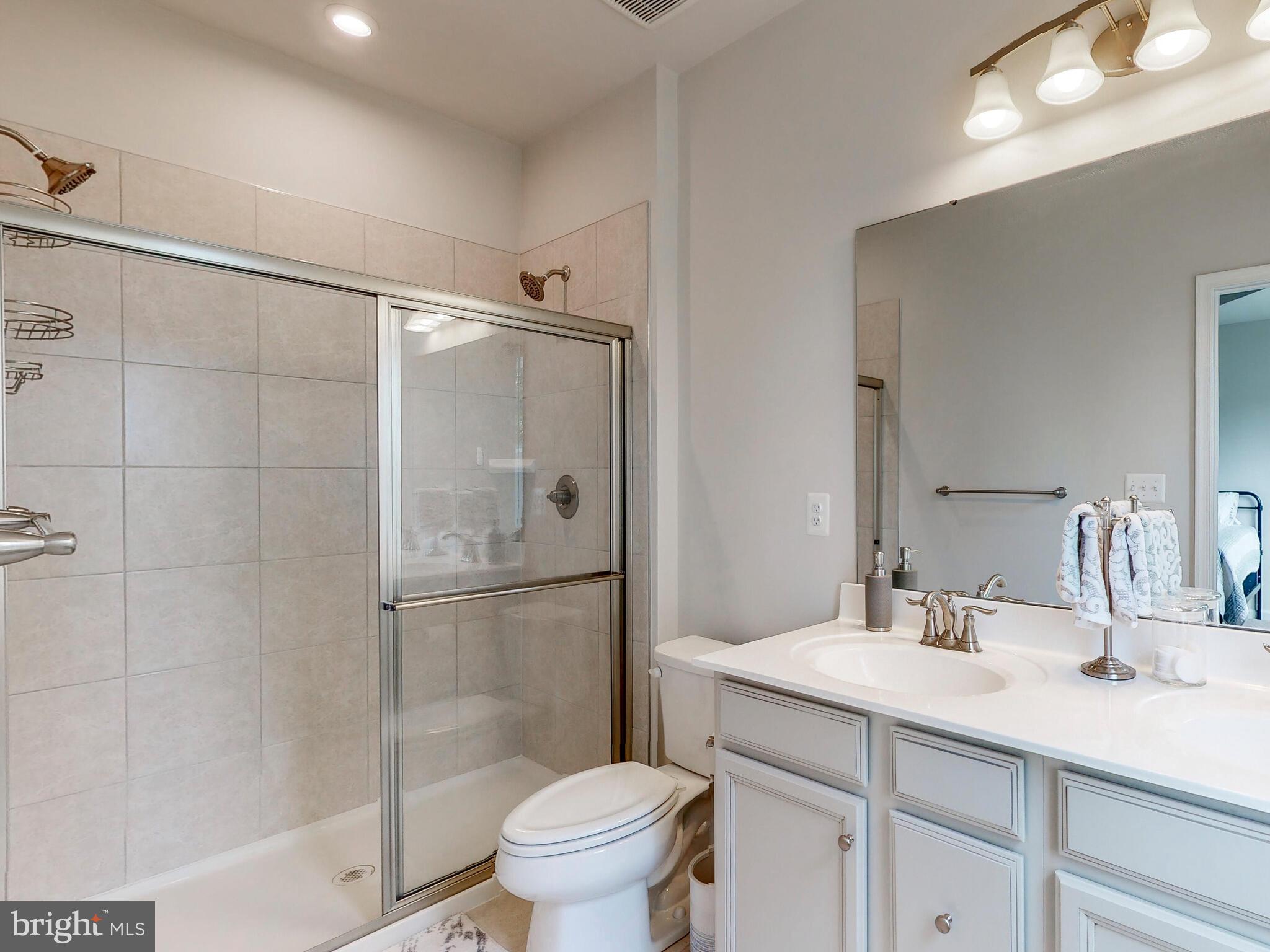3018 Shaws Road Baltimore, MD 21219 - Photo 24 of 44 Upper Level