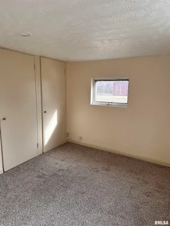 $116,000 | 2800 South Woodward Street, Springfield, IL 62703