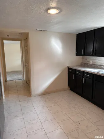 $116,000 | 2800 South Woodward Street, Springfield, IL 62703