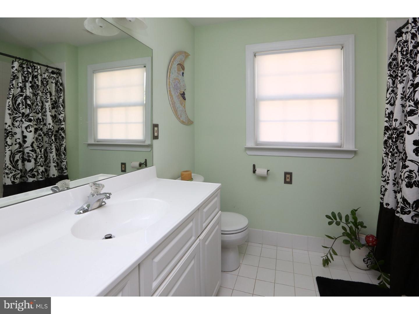 8720 Brierdale Road Philadelphia, PA 19128 - Photo 20 of 25 Gallery Image 20