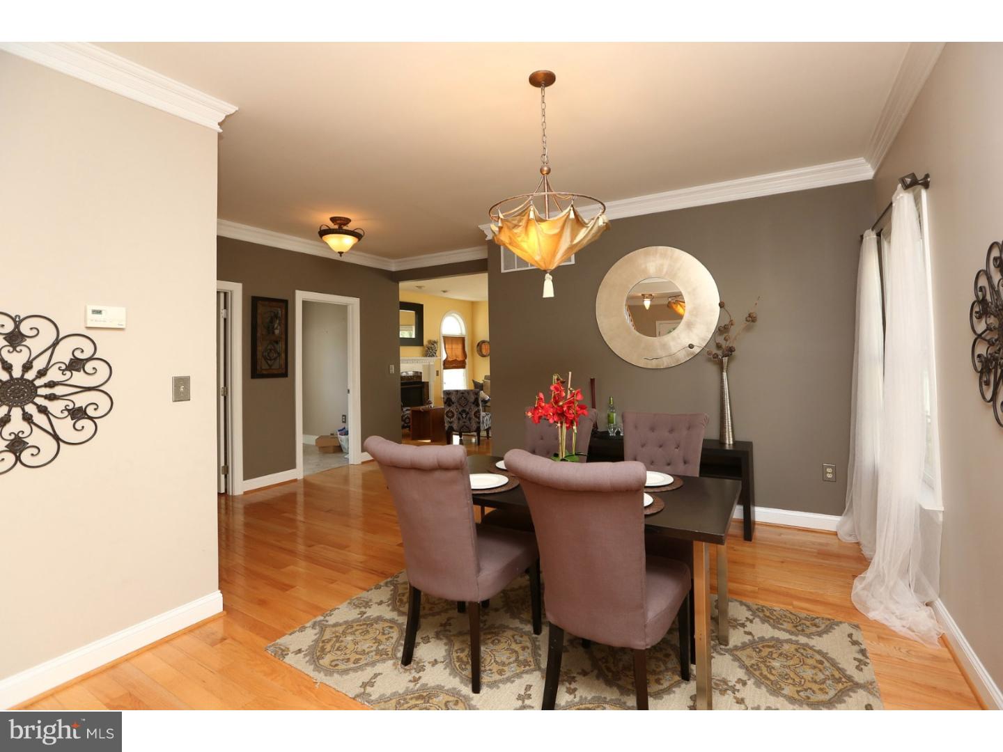8720 Brierdale Road Philadelphia, PA 19128 - Photo 5 of 25 Gallery Image 5