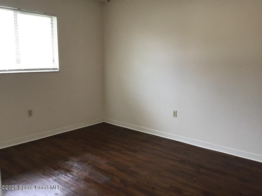 1720 Murrell Road, Unit 207 Rockledge, FL 32955 - Photo 17 of 25 master bedroom shoe mold large