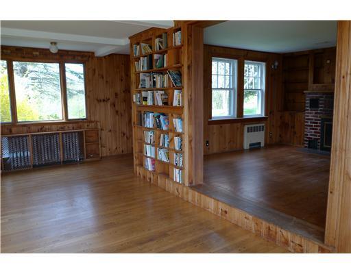 78 Kimballtown Road Boothbay, ME 04571 - Photo 4 of 14 Other. Living/dining area.