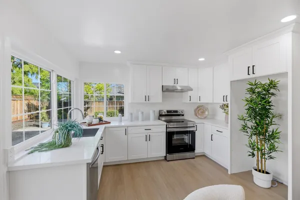 $2,650,000 | 949 Aster Court, Sunnyvale, CA 94086