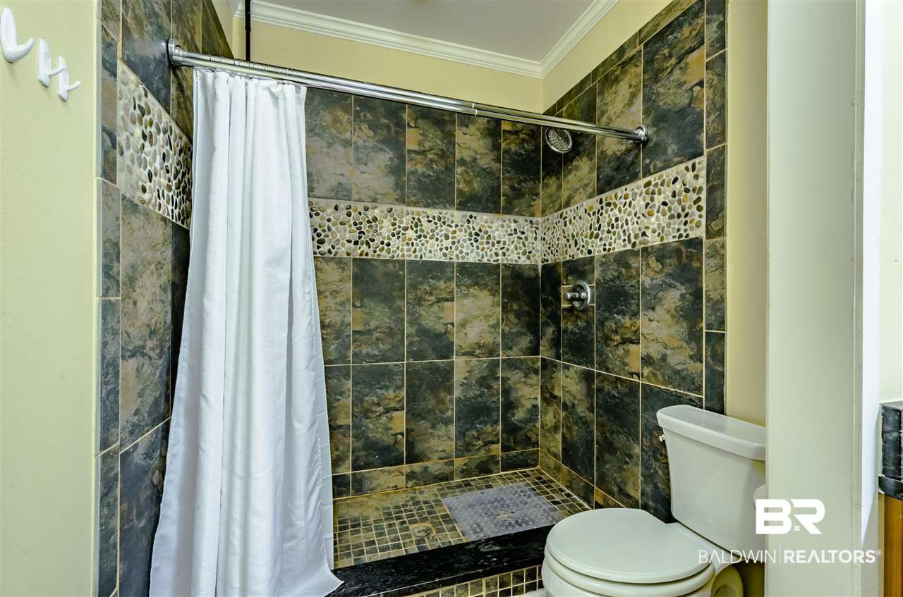 8475 March Road Irvington, AL 36544 - Photo 16 of 24 Master Bathroom