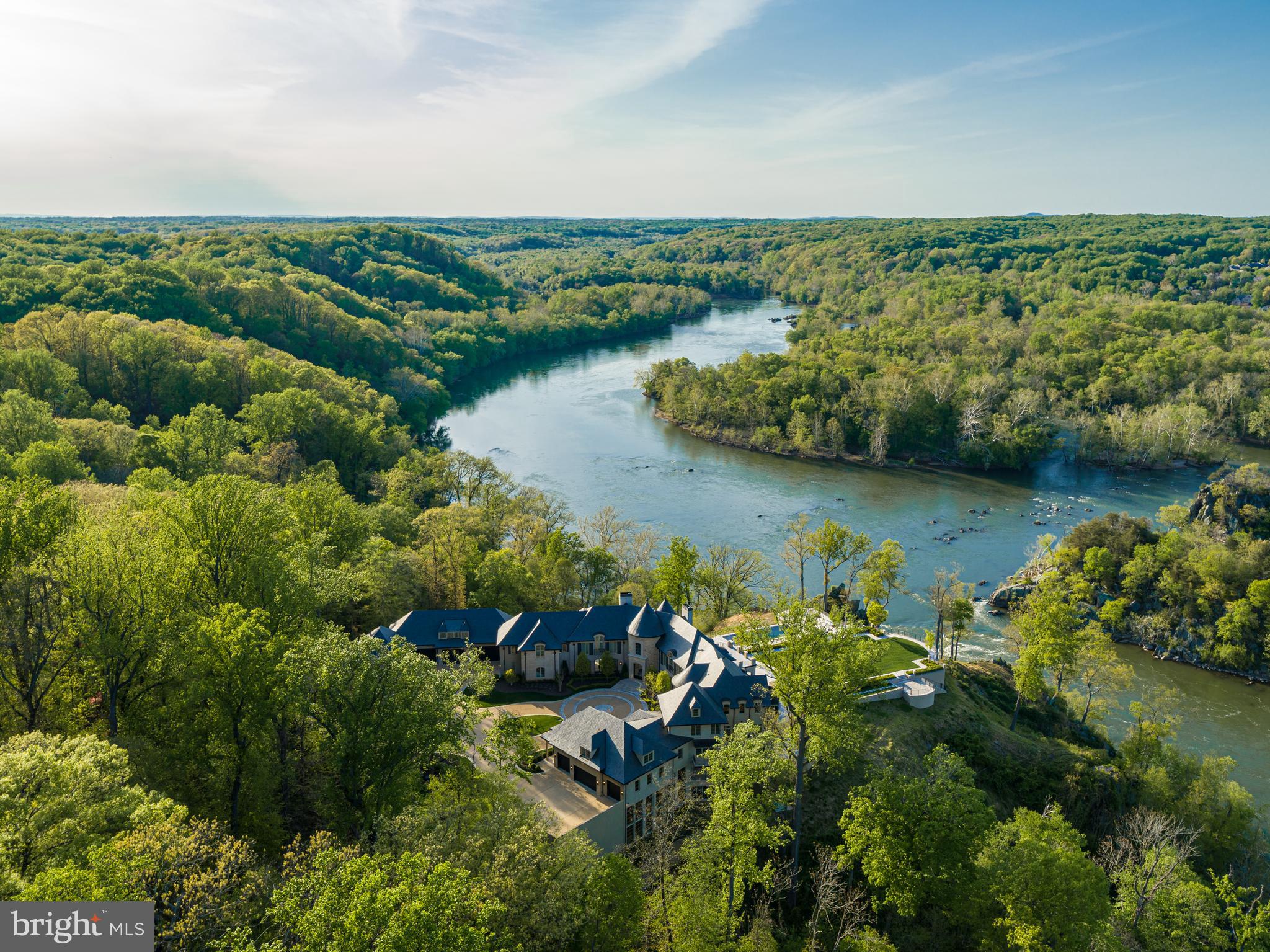700 Bulls Neck Road McLean, VA 22102 - Photo 3 of 57 Breathtaking, private and secure setting