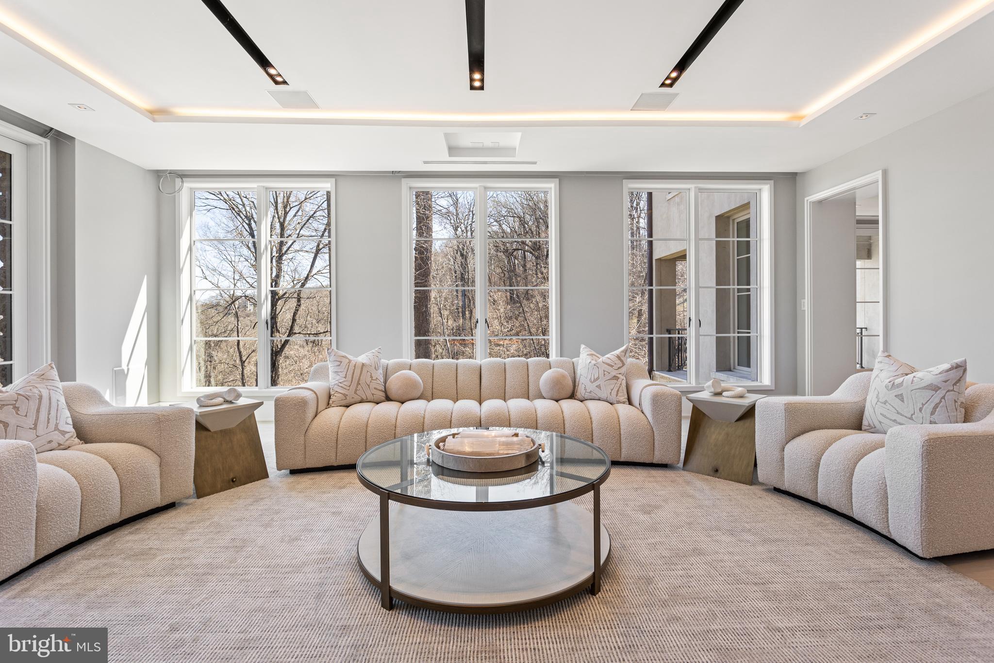 700 Bulls Neck Road McLean, VA 22102 - Photo 36 of 57 Pre-wired for blackout shades