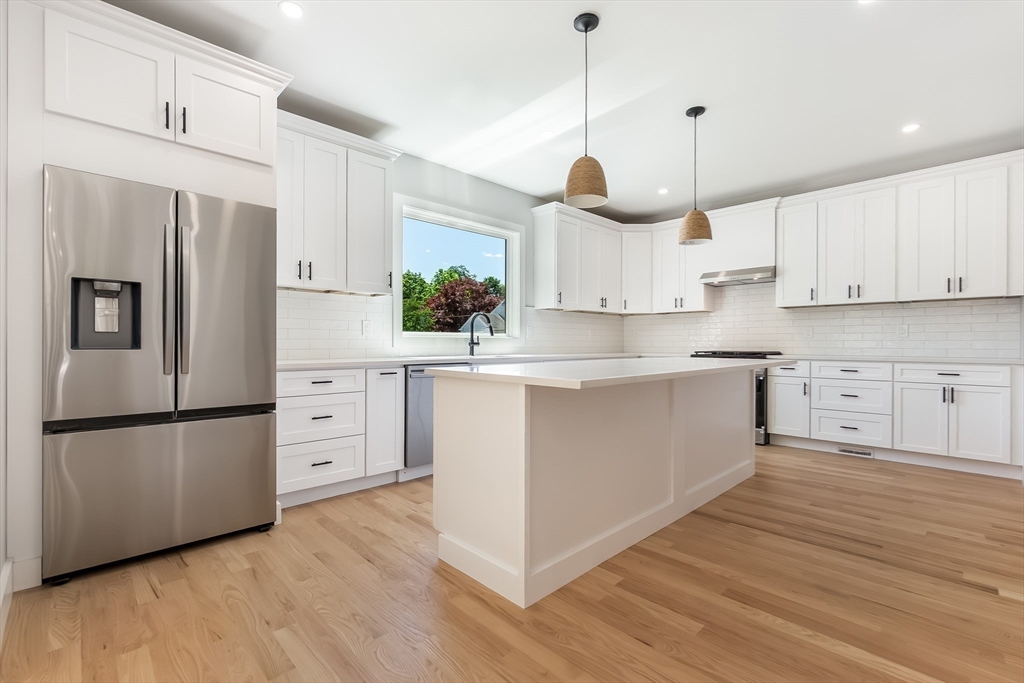 15 Foss Road, Unit A Framingham, MA 01702 - Photo 9 of 36