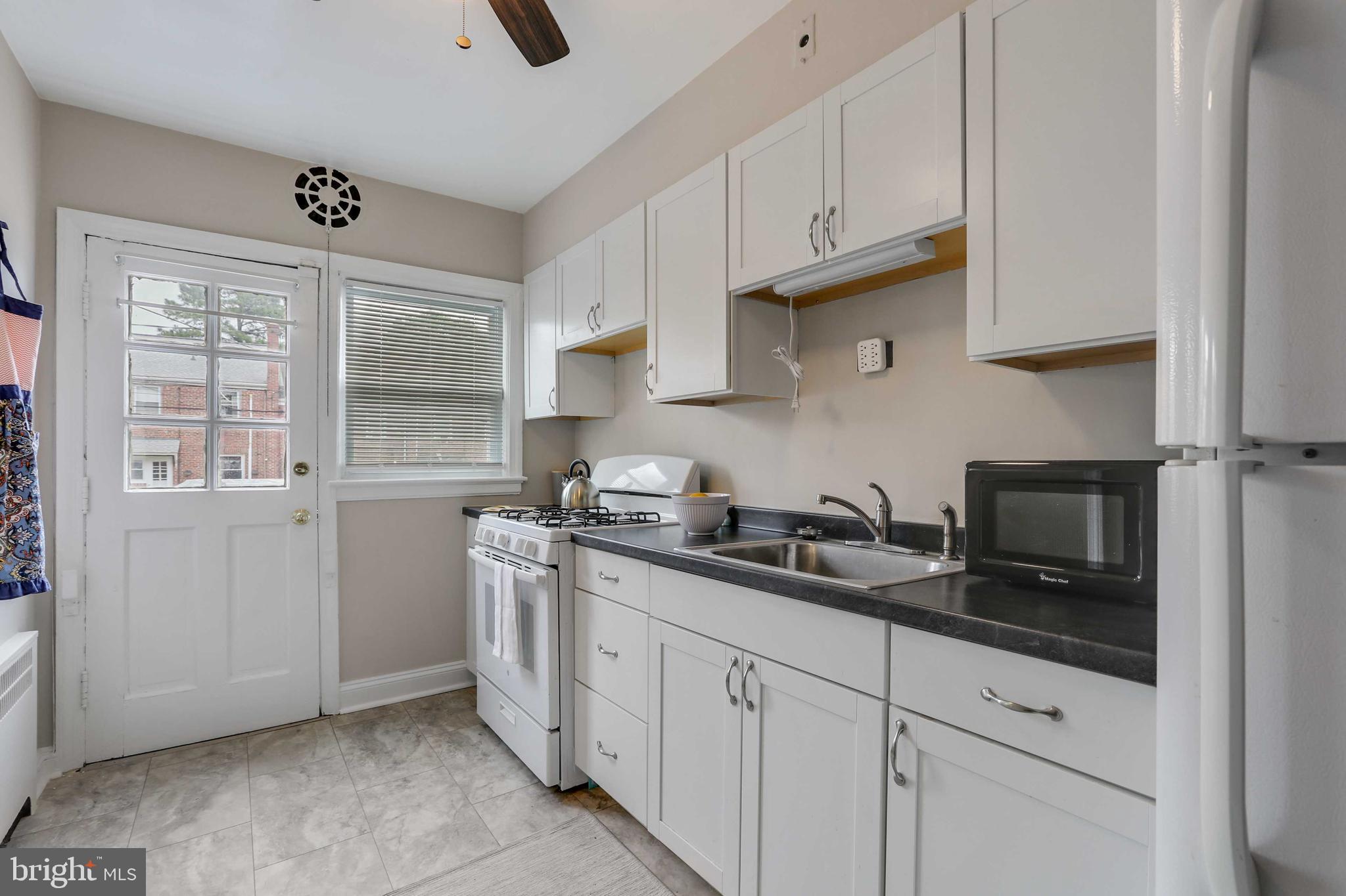 3707 Yolando Road Baltimore, MD 21218 - Photo 11 of 34