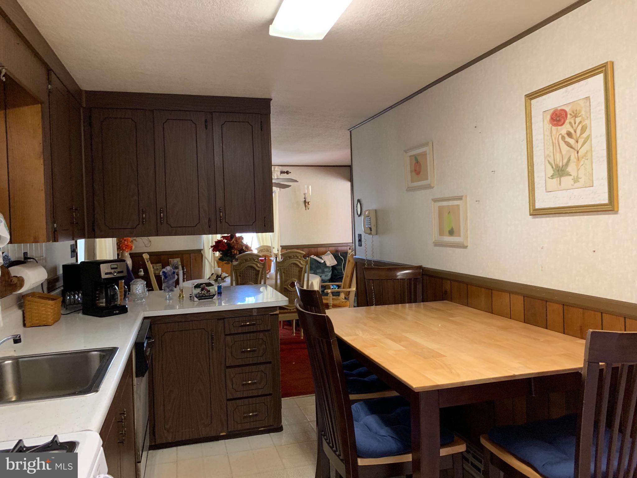 2812 Glen Isle Road Riva, MD 21140 - Photo 6 of 15 Kitchen