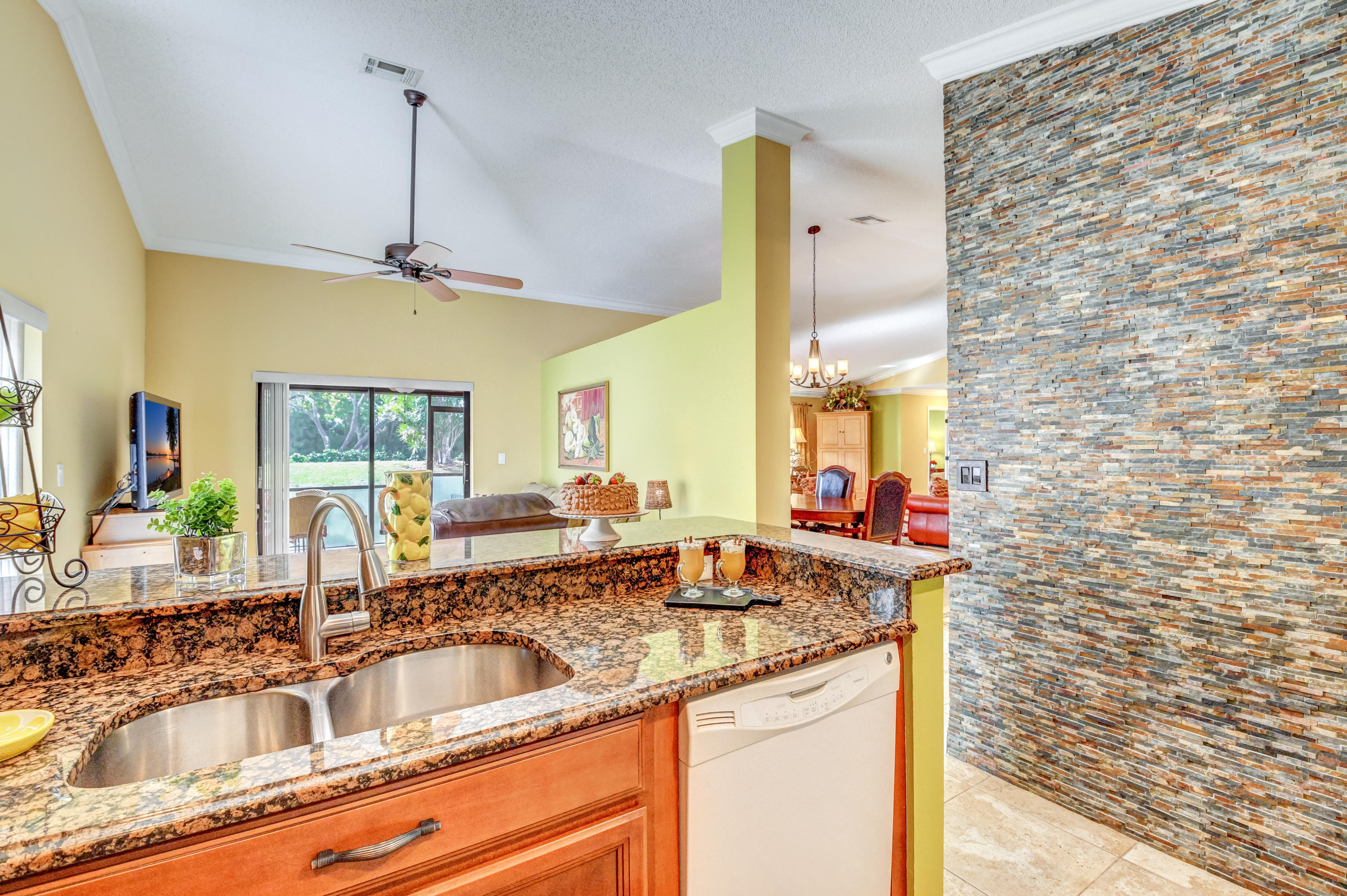 21051 Windemere Lane Boca Raton, FL 33428 - Photo 15 of 56 Very bright
