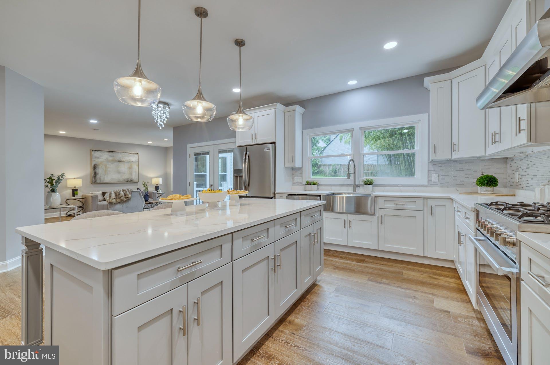 2924 Hunter Road Fairfax, VA 22031 - Photo 20 of 53 Kitchen Island with Pendant Lighting
