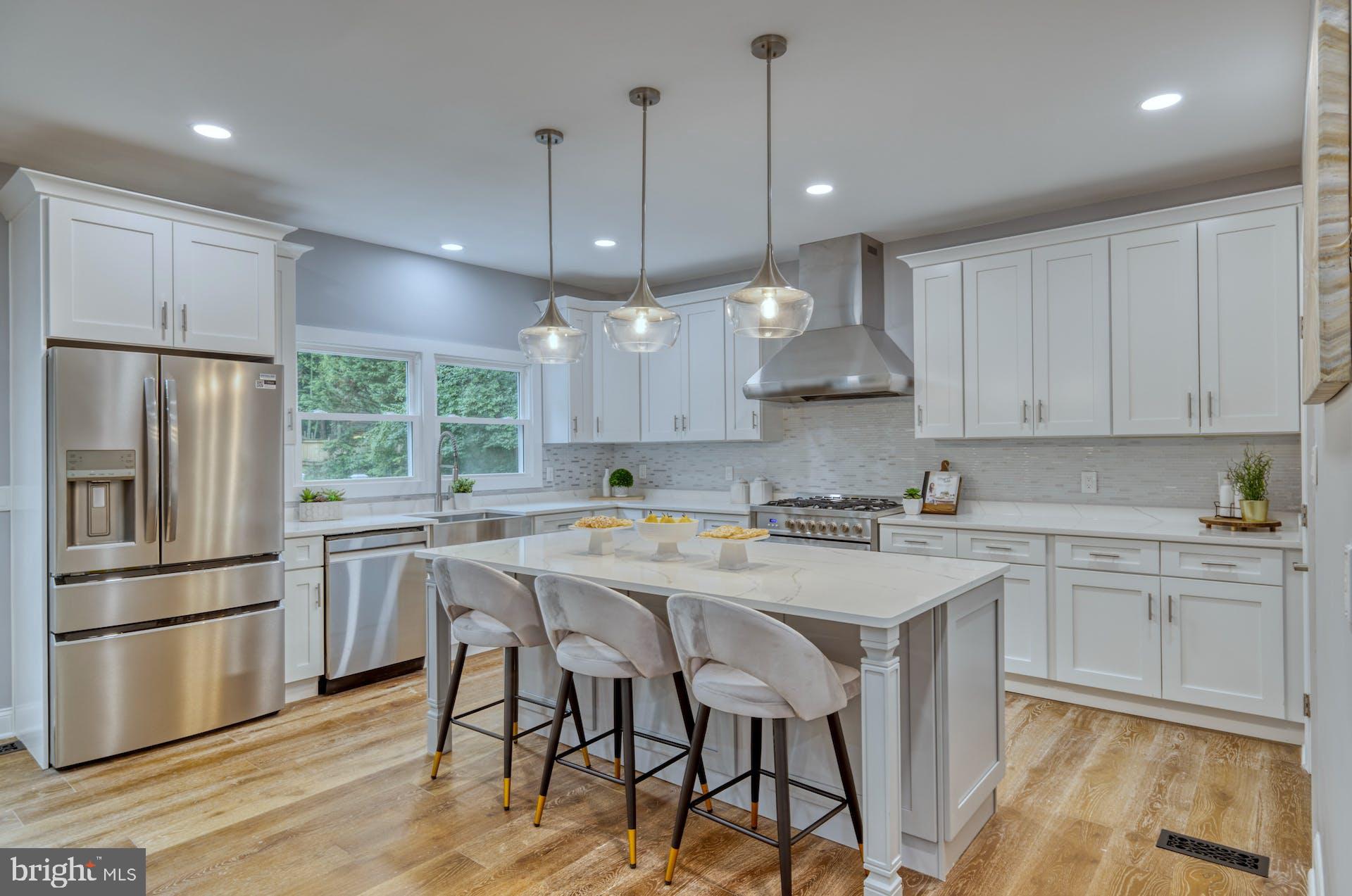 2924 Hunter Road Fairfax, VA 22031 - Photo 21 of 53 Island with Bar Seating