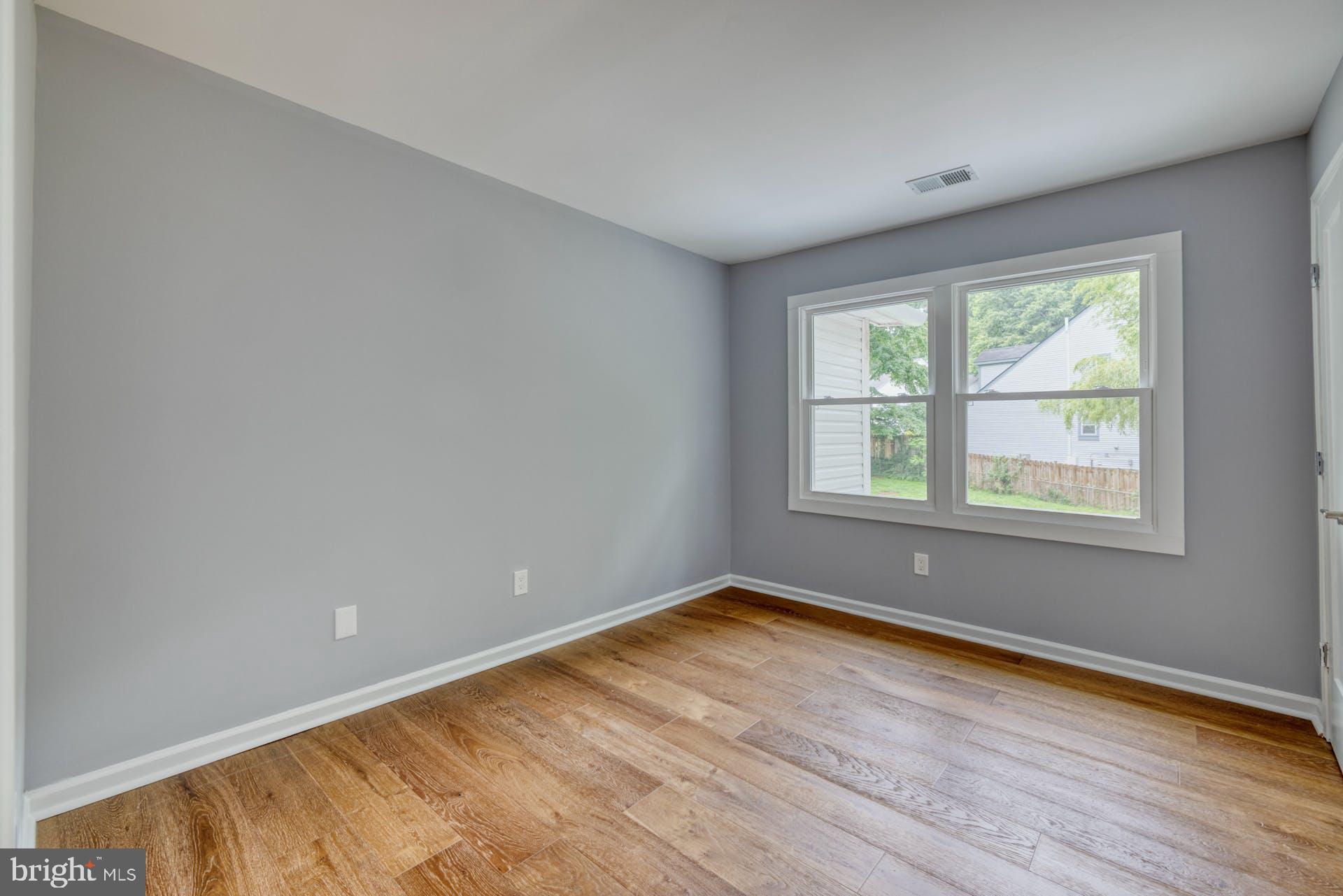 2924 Hunter Road Fairfax, VA 22031 - Photo 33 of 53 Upper Level BR 2