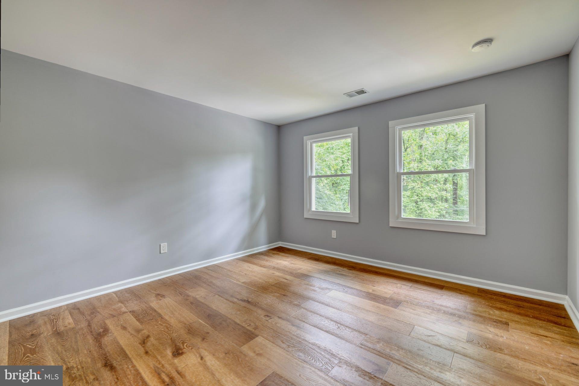 2924 Hunter Road Fairfax, VA 22031 - Photo 34 of 53 Upper Level BR 3